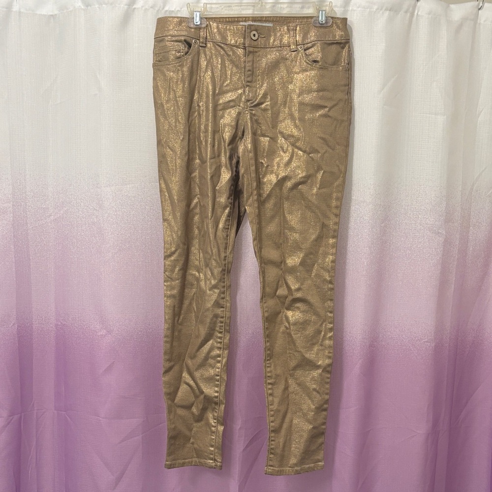 🆕🛍️ Chico's Platinum Denim Gold Jeans